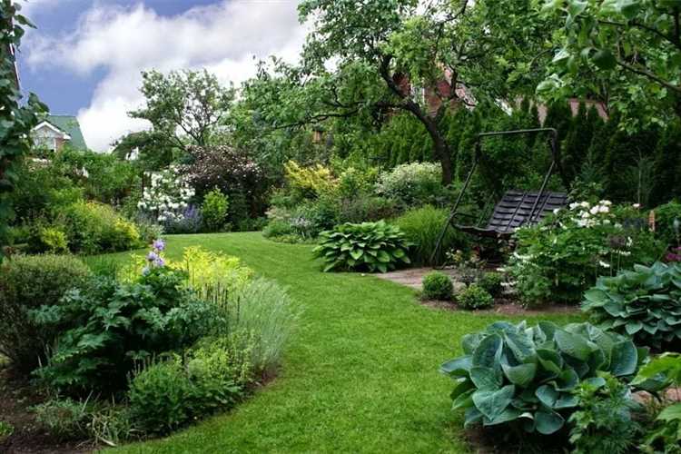 Садовый декор: что выбрать и как разместить